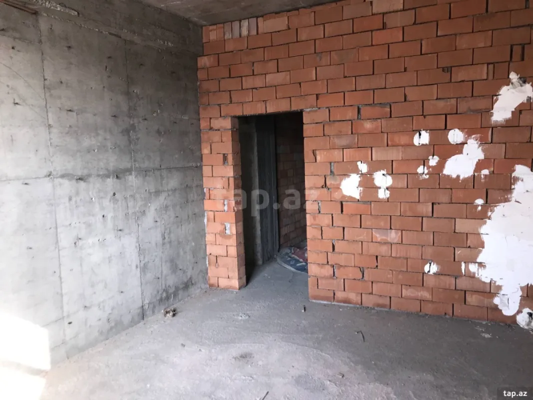 Satılır 3 otaqlı yeni tikili 159 m²