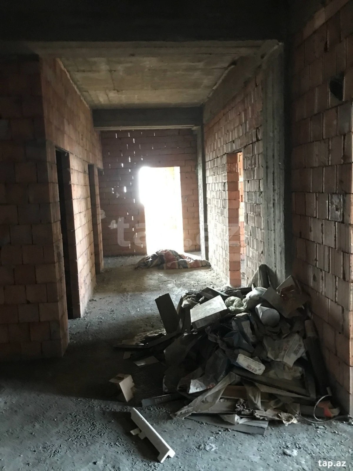 Satılır 3 otaqlı yeni tikili 159 m²