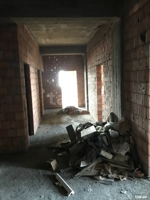 Satılır 3 otaqlı yeni tikili 159 m²