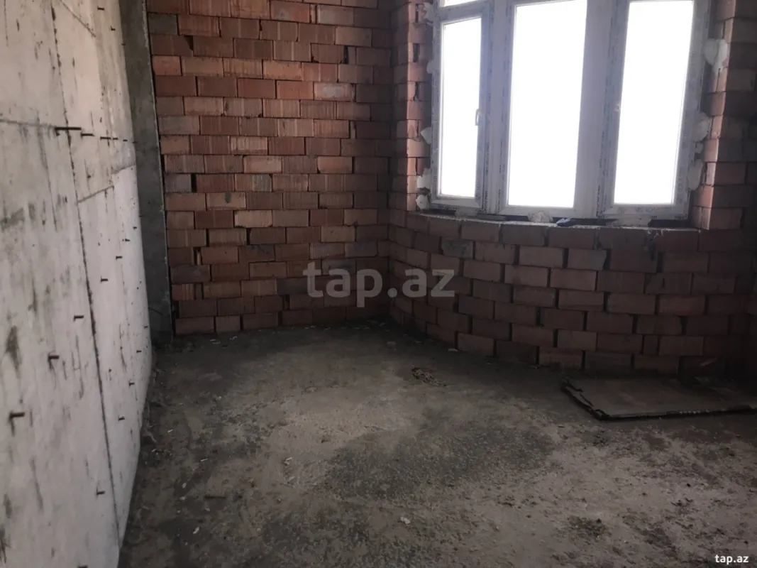 Satılır 3 otaqlı yeni tikili 159 m²