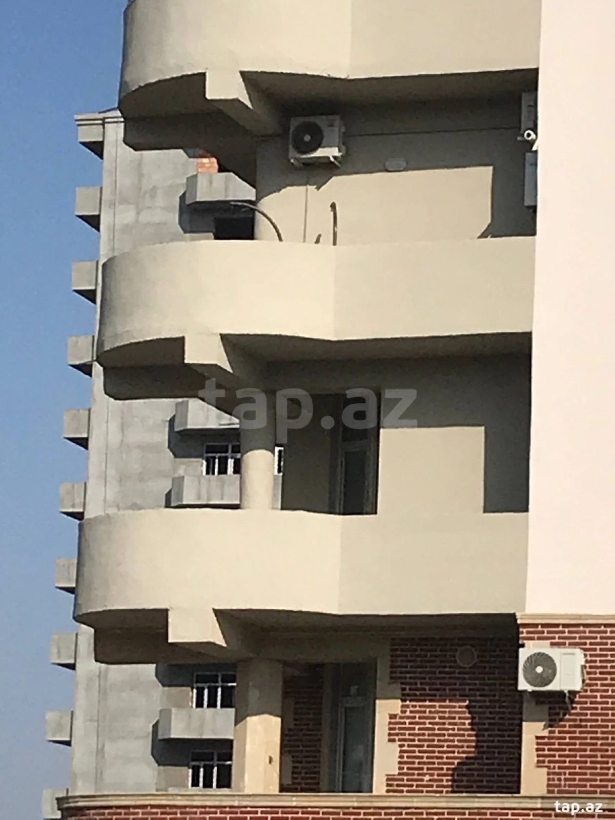 Satılır 3 otaqlı yeni tikili 159 m²