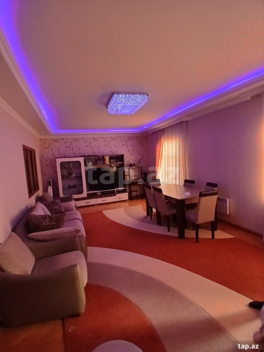 Satılır 4 otaqlı mənzil 170 m²