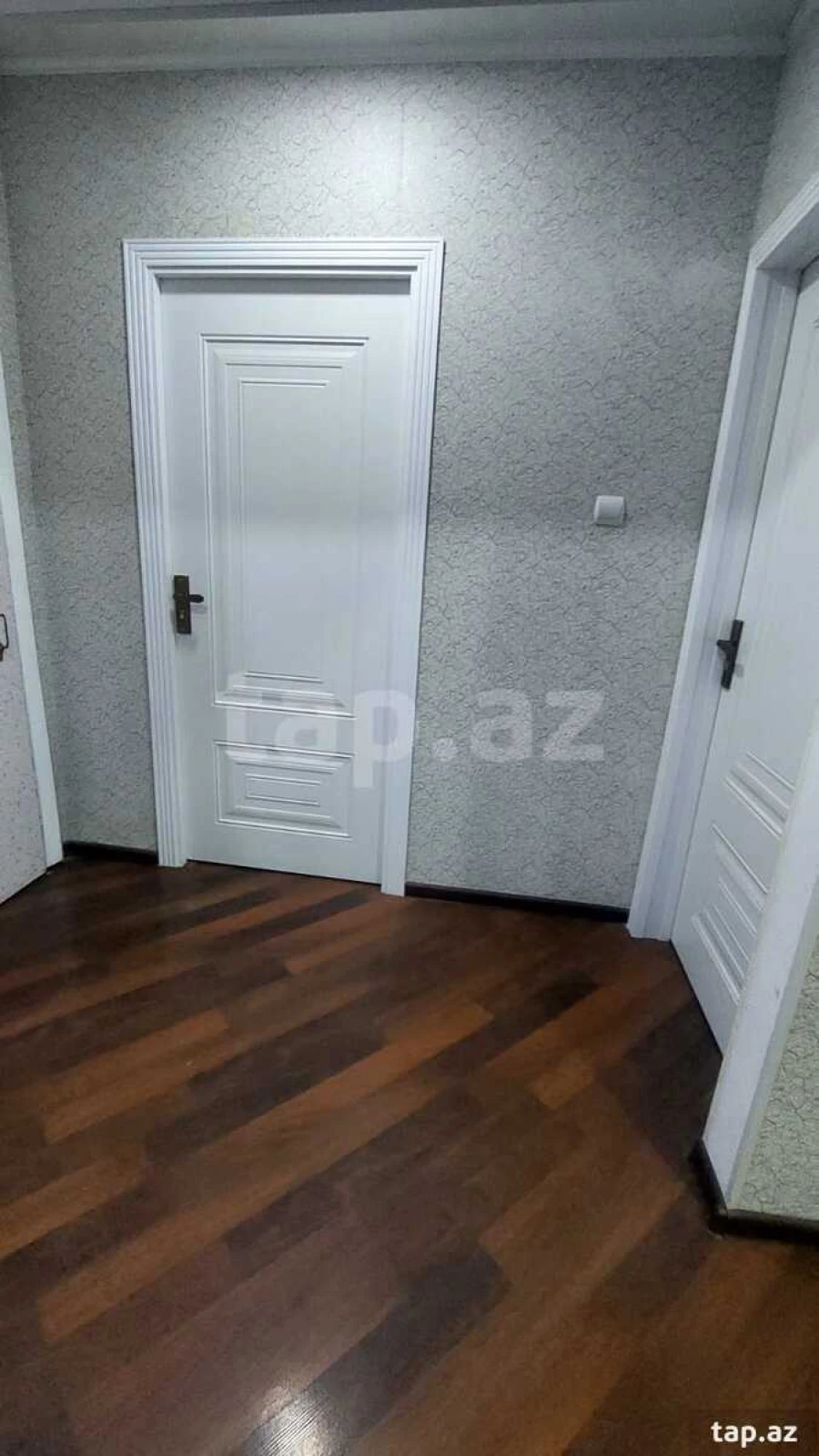 Satılır 3 otaqlı mənzil 82 m²
