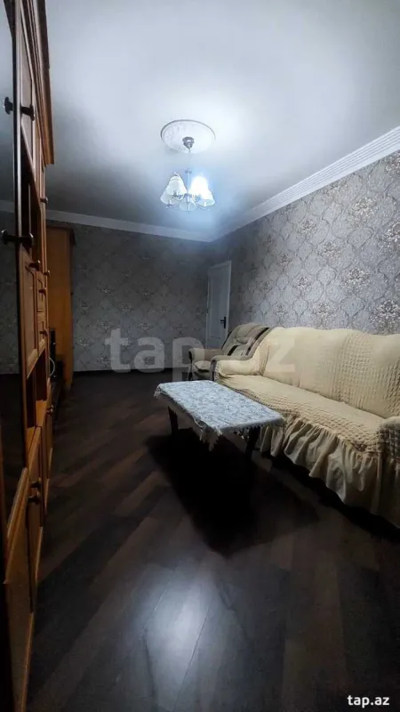 Satılır 3 otaqlı mənzil 82 m²