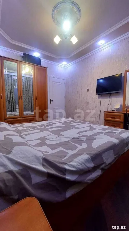 Satılır 3 otaqlı mənzil 82 m²