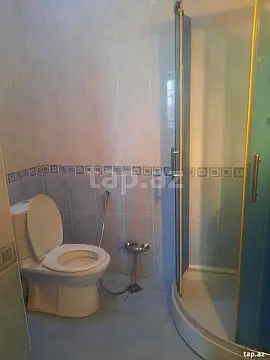 Kirayə verilir 4 otaqlı yeni tikili 100 m²