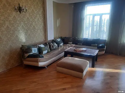 Kirayə verilir 4 otaqlı yeni tikili 100 m²