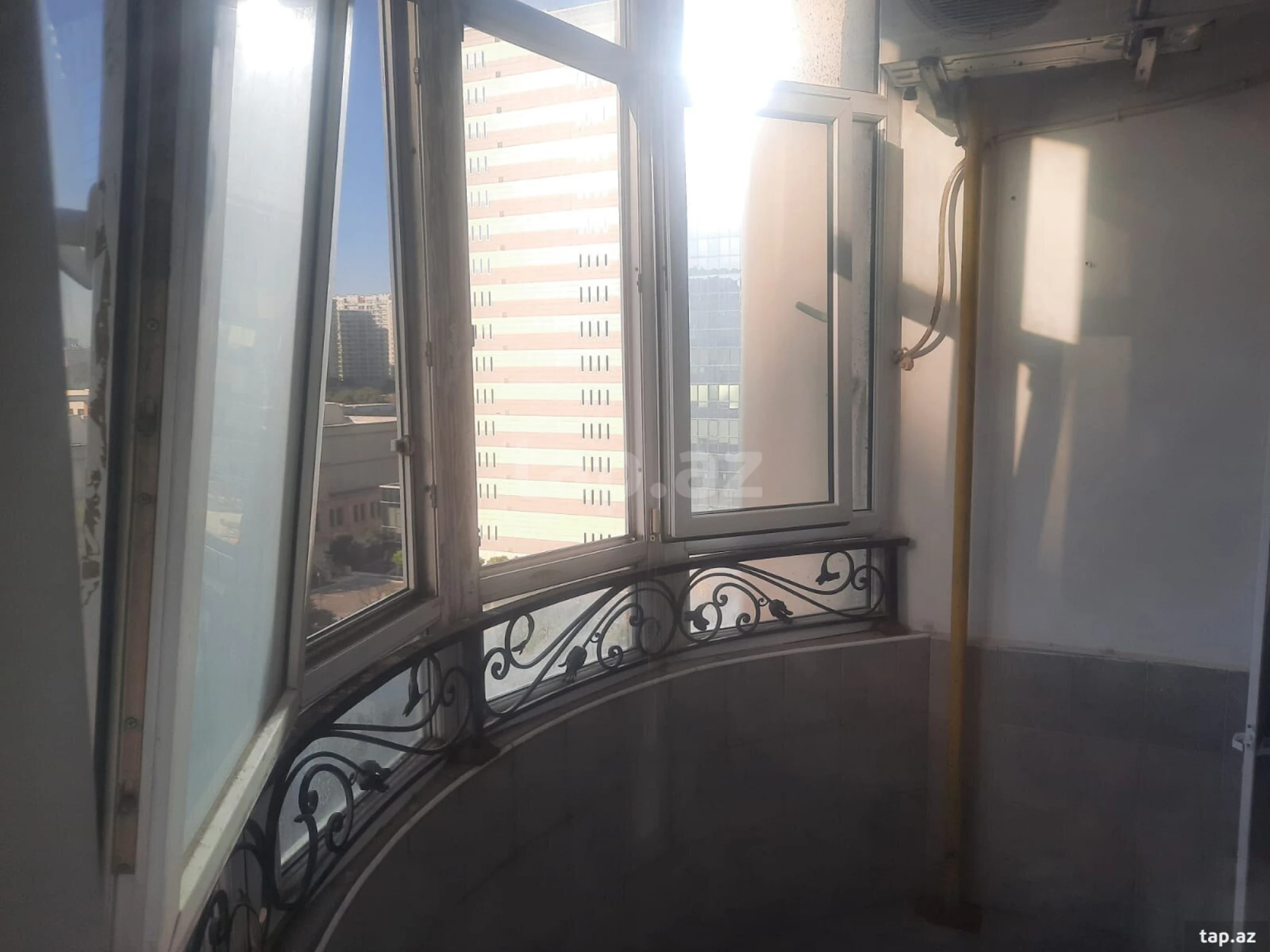 Kirayə verilir 4 otaqlı yeni tikili 100 m²