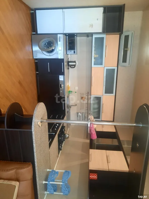 Kirayə verilir 4 otaqlı yeni tikili 100 m²