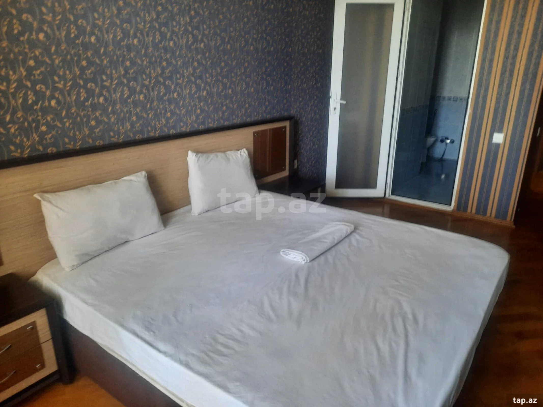 Kirayə verilir 4 otaqlı yeni tikili 100 m²