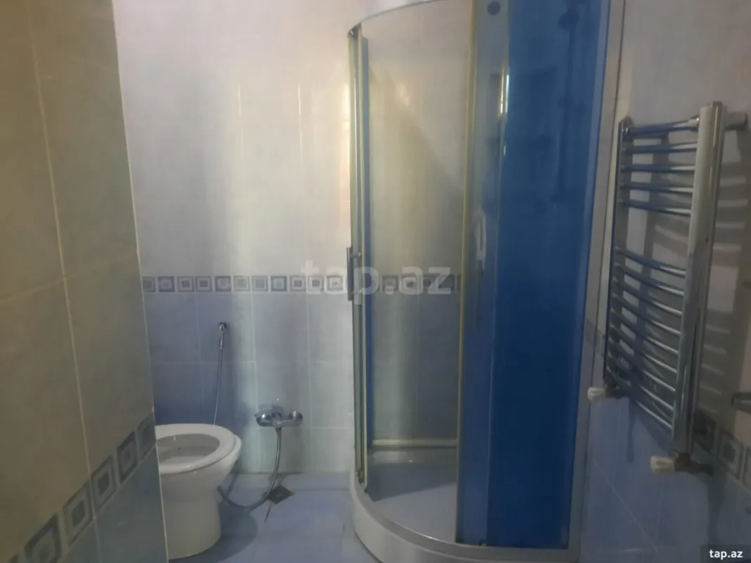 Kirayə verilir 4 otaqlı yeni tikili 100 m²