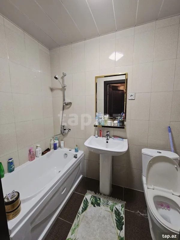 Satılır 2 otaqlı yeni tikili 50 m²