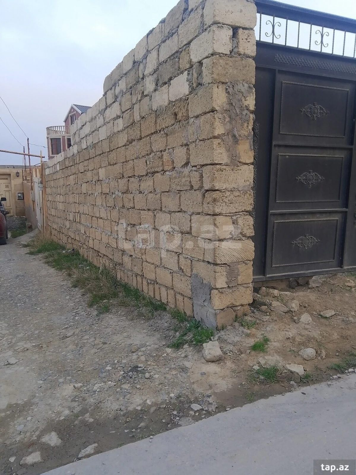 Satılır 2 otaqlı həyət evi 300 m²