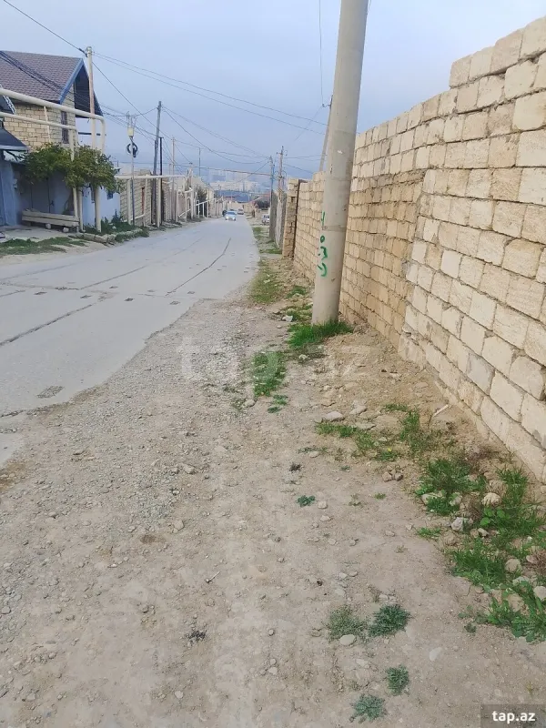 Satılır 2 otaqlı həyət evi 300 m²