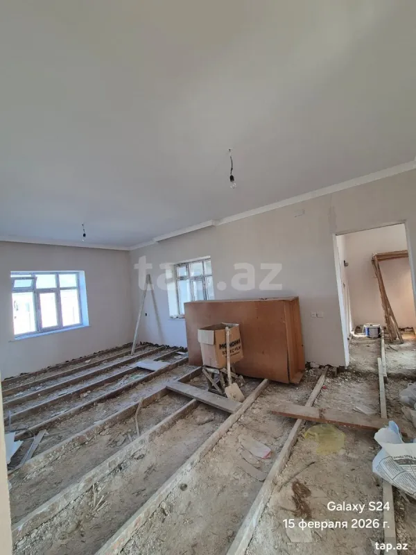 Satılır 5 otaqlı həyət evi