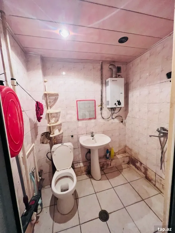 Satılır 2 otaqlı mənzil 42 m²