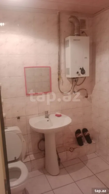 Satılır 2 otaqlı mənzil 42 m²