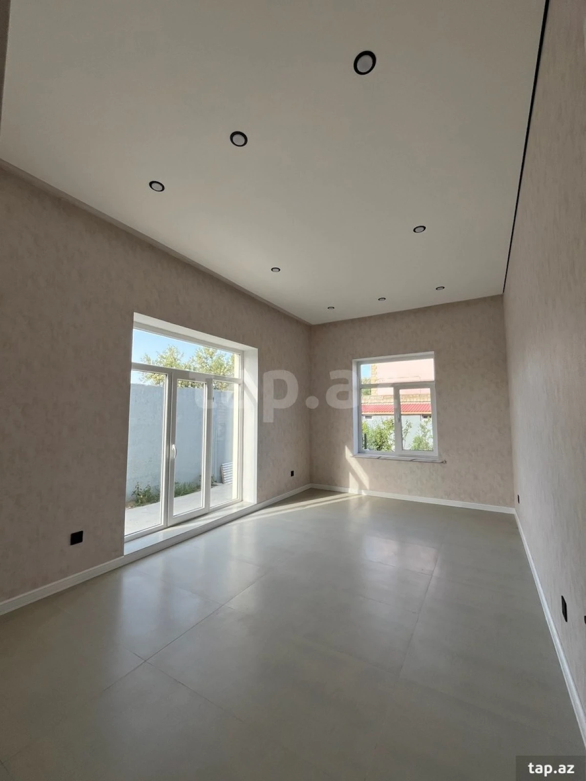 Satılır 4 otaqlı həyət evi 125 m²