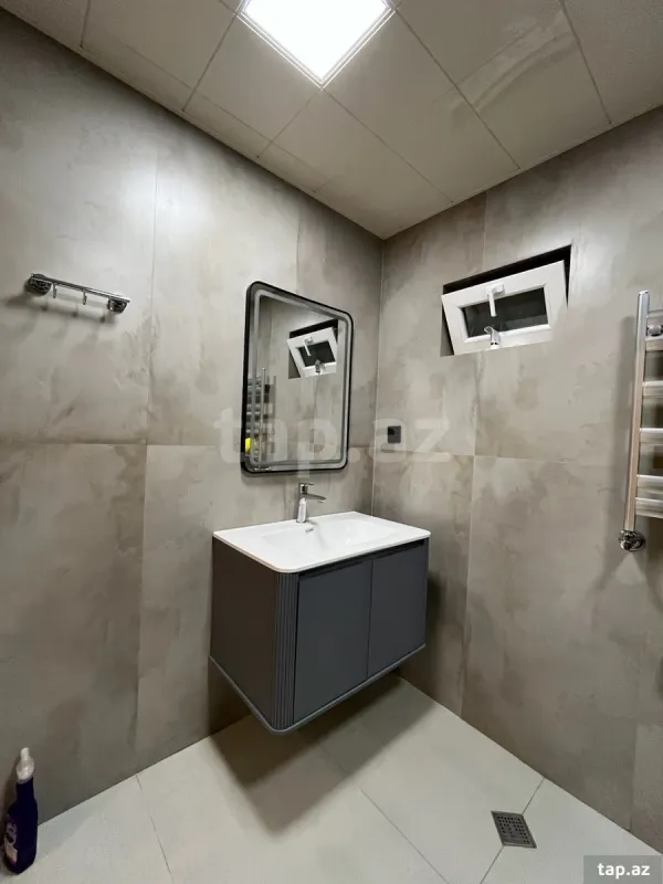 Satılır 4 otaqlı həyət evi 125 m²