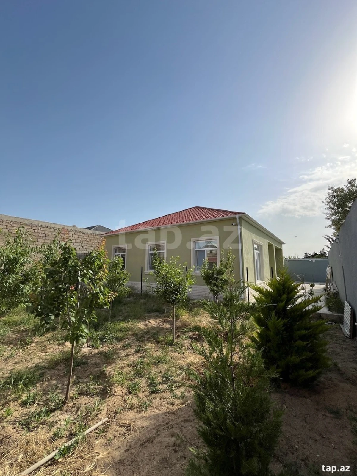 Satılır 4 otaqlı həyət evi 125 m²