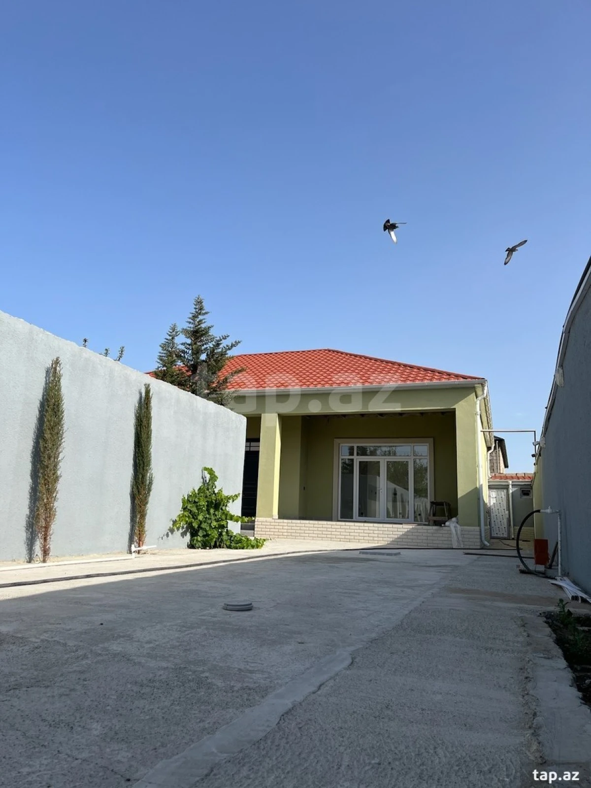 Satılır 4 otaqlı həyət evi 125 m²