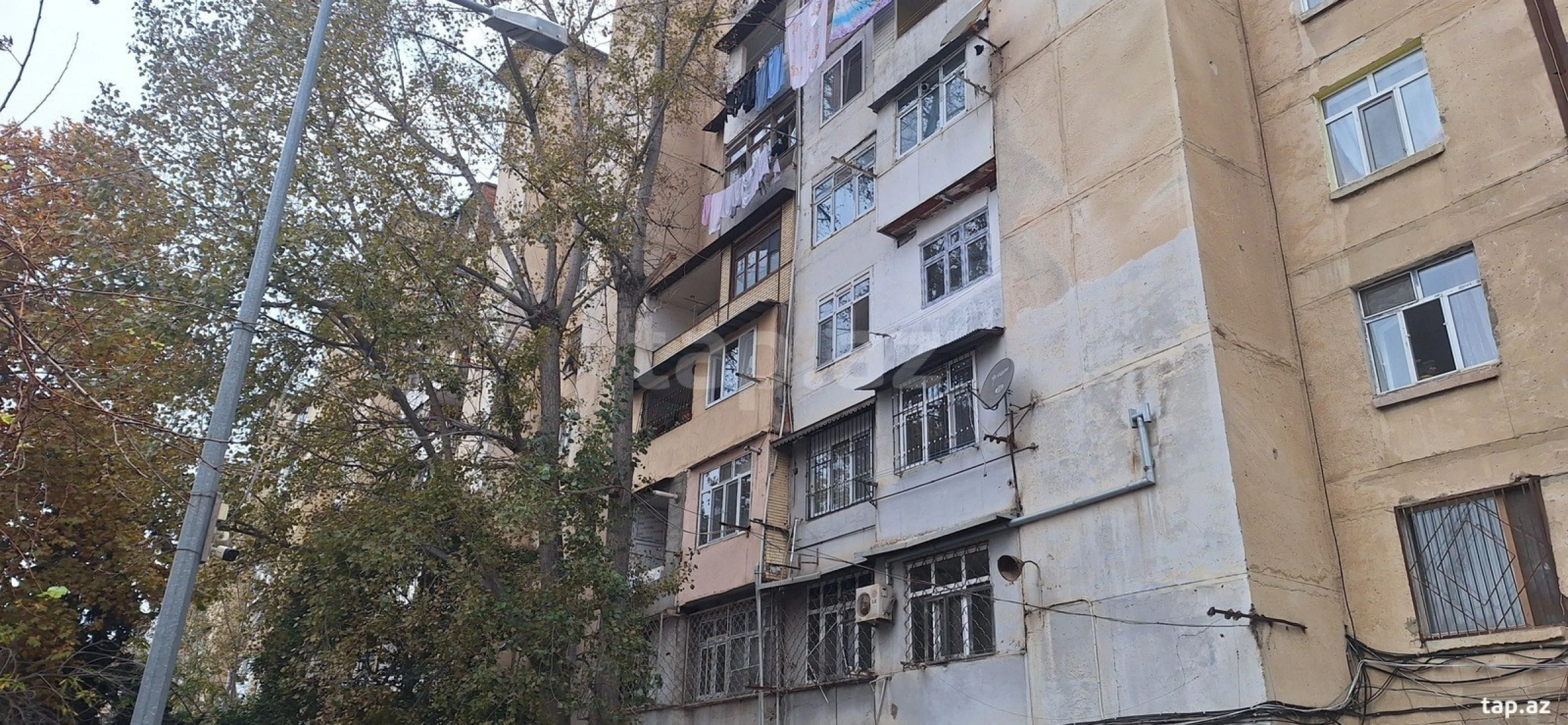 Satılır 3 otaqlı mənzil 96 m²