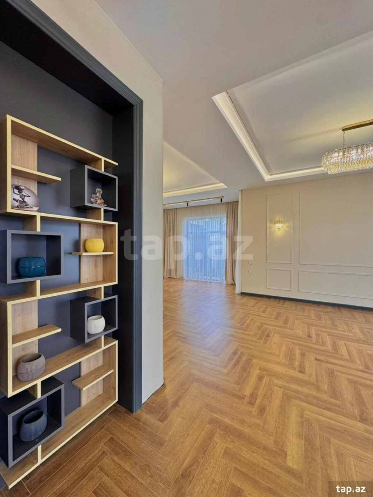 Satılır 6 otaqlı həyət evi