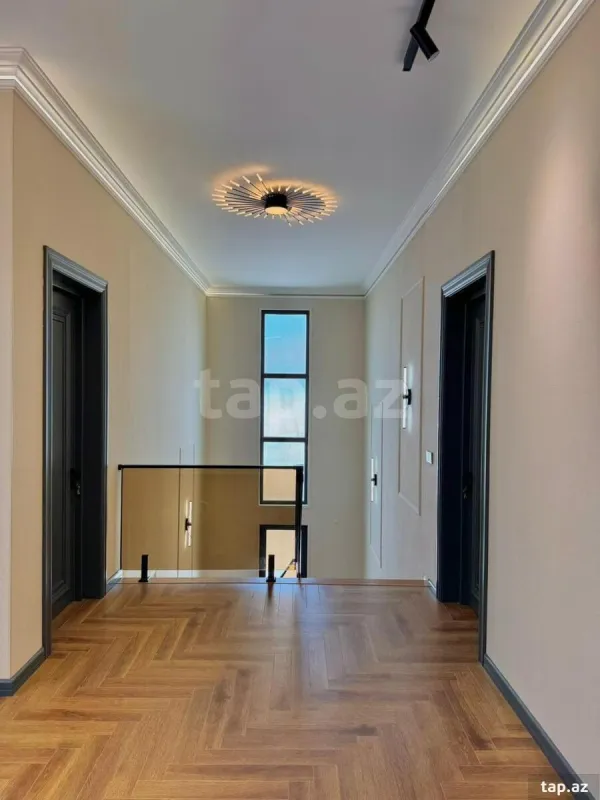 Satılır 6 otaqlı həyət evi