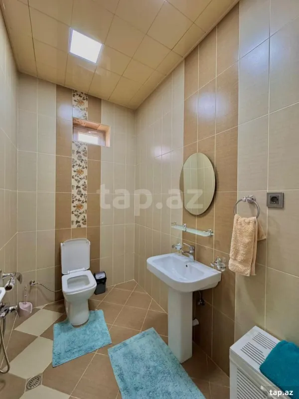 Satılır 5 otaqlı həyət evi