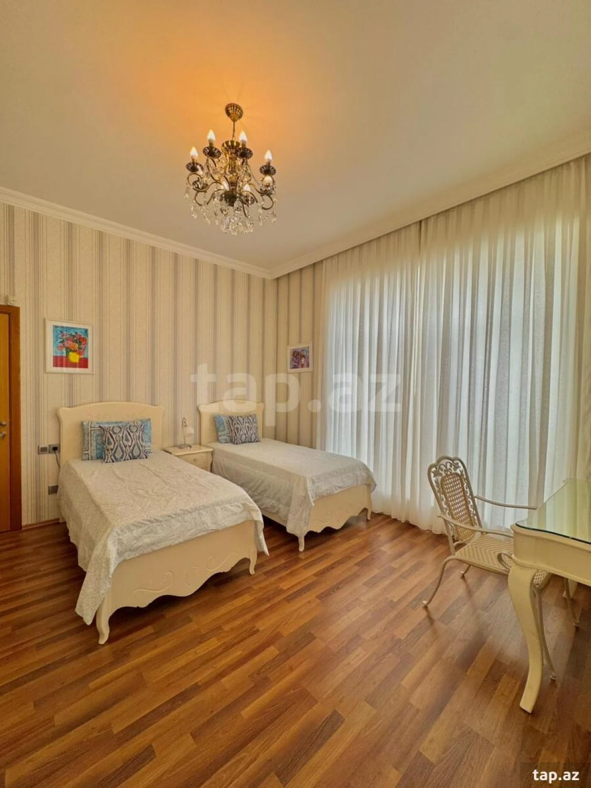 Satılır 5 otaqlı həyət evi