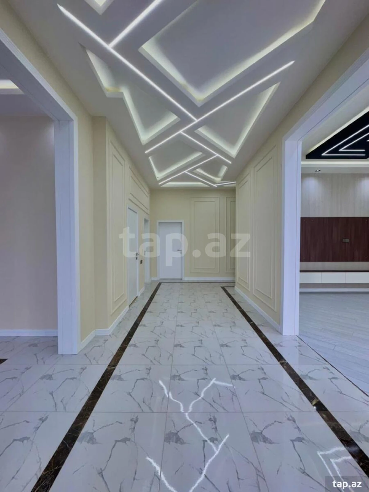 Satılır 4 otaqlı həyət evi