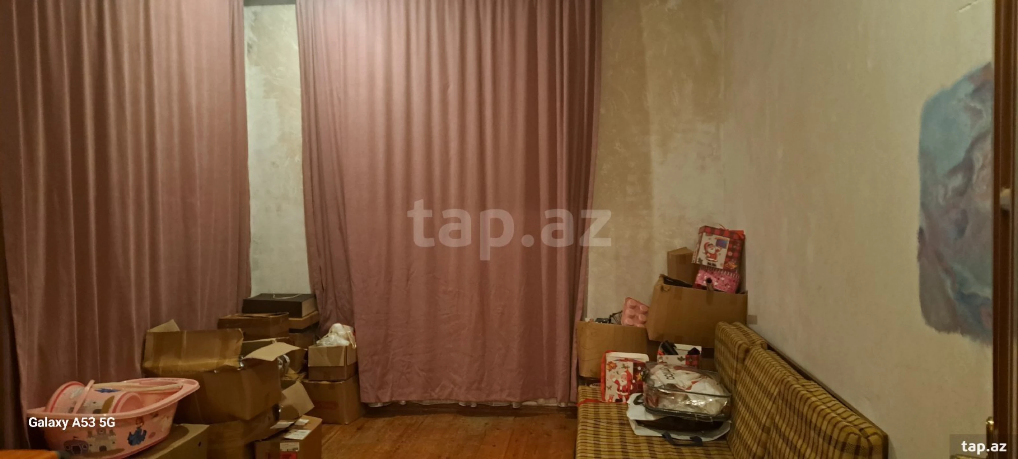 Satılır 7 otaqlı həyət evi