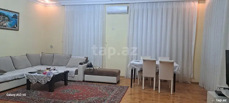 Satılır 7 otaqlı həyət evi