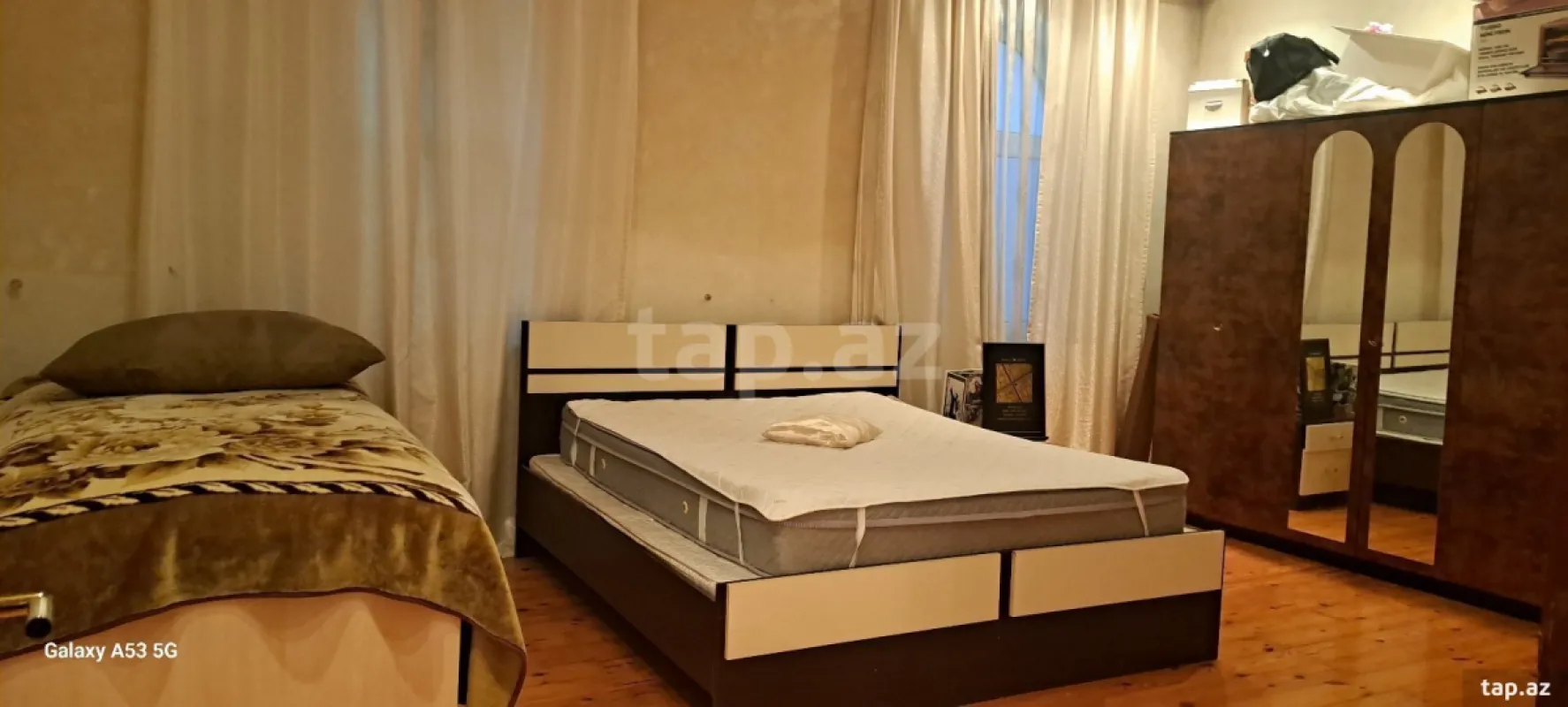 Satılır 7 otaqlı həyət evi