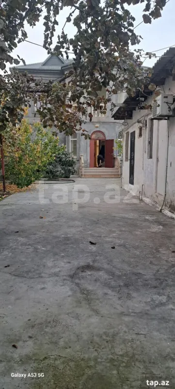 Satılır 7 otaqlı həyət evi
