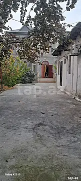 Satılır 7 otaqlı həyət evi