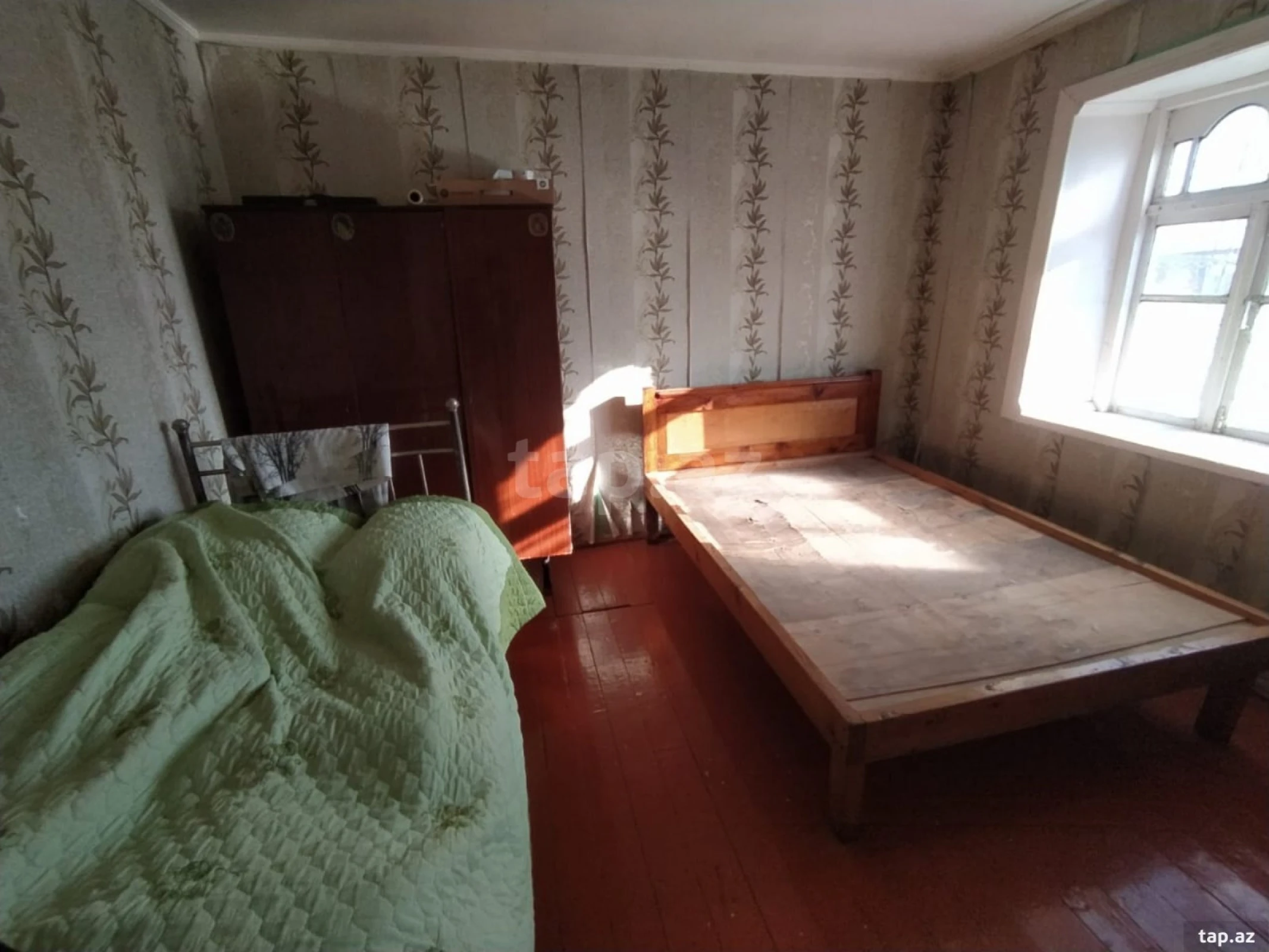 Satılır 5 otaqlı həyət evi