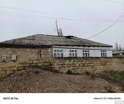 Satılır 5 otaqlı həyət evi