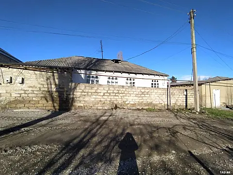 Satılır 5 otaqlı həyət evi — Quba 5 otaq