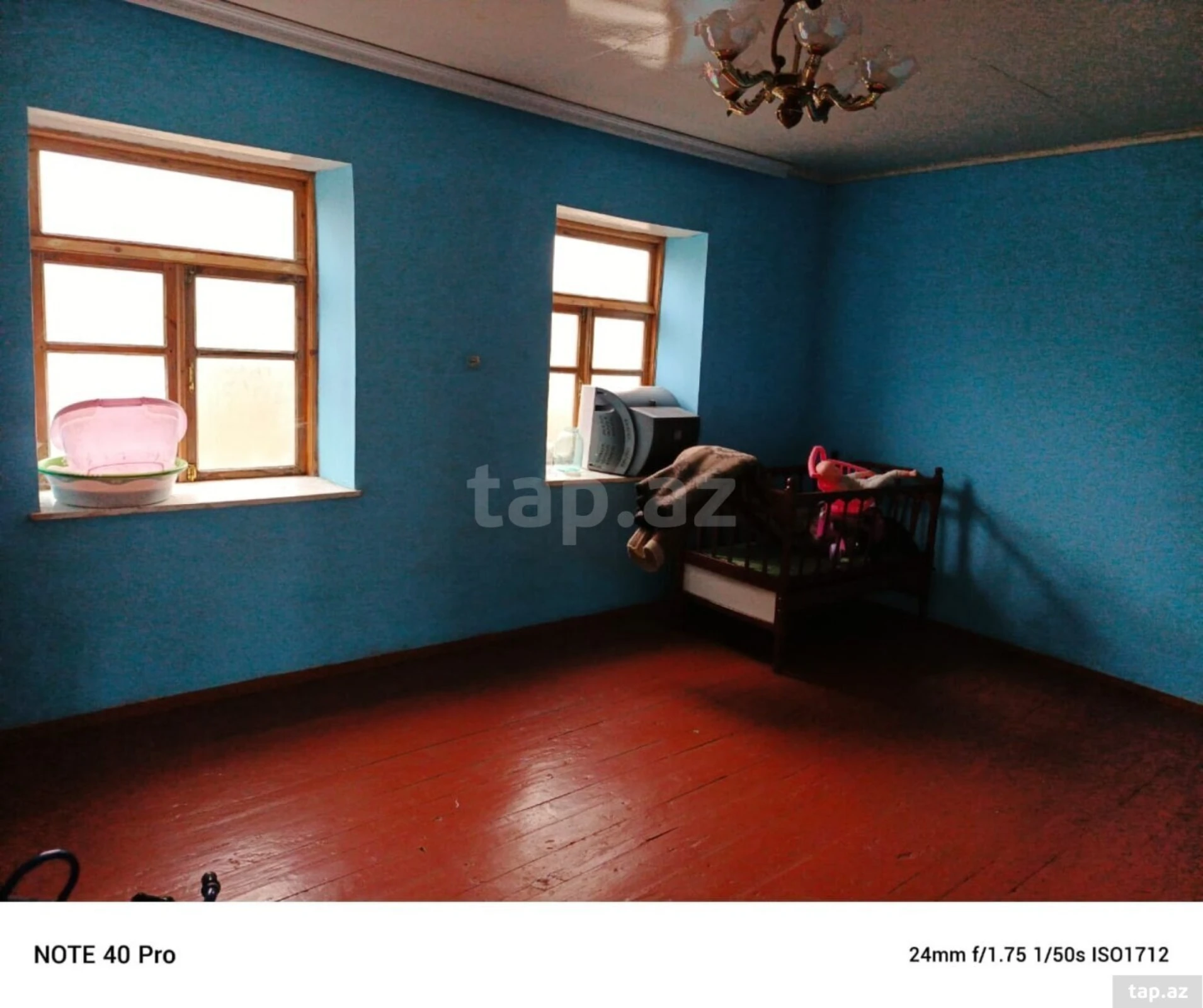 Satılır 5 otaqlı həyət evi