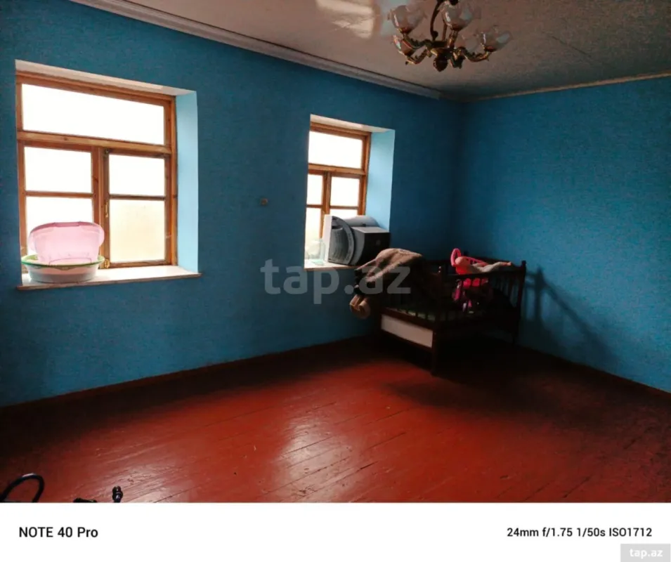 Satılır 5 otaqlı həyət evi