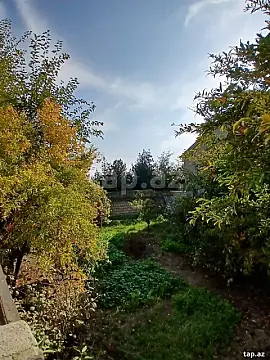 Satılır 6 otaqlı həyət evi