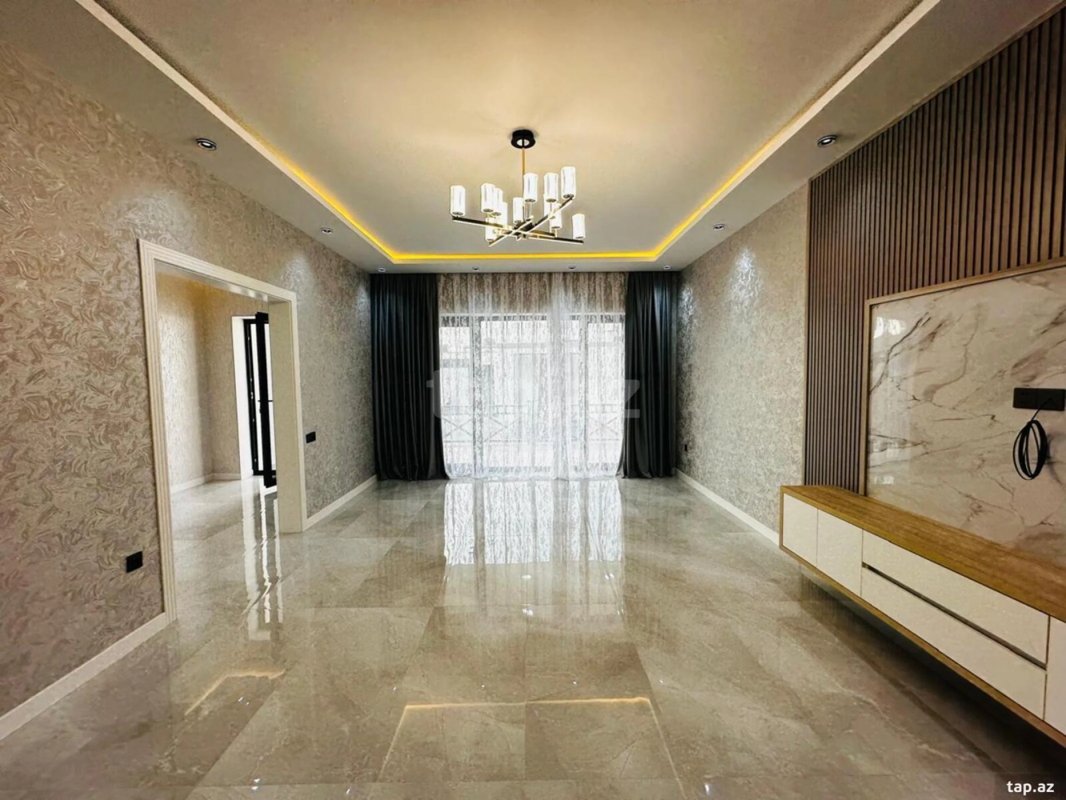 Satılır 4 otaqlı həyət evi