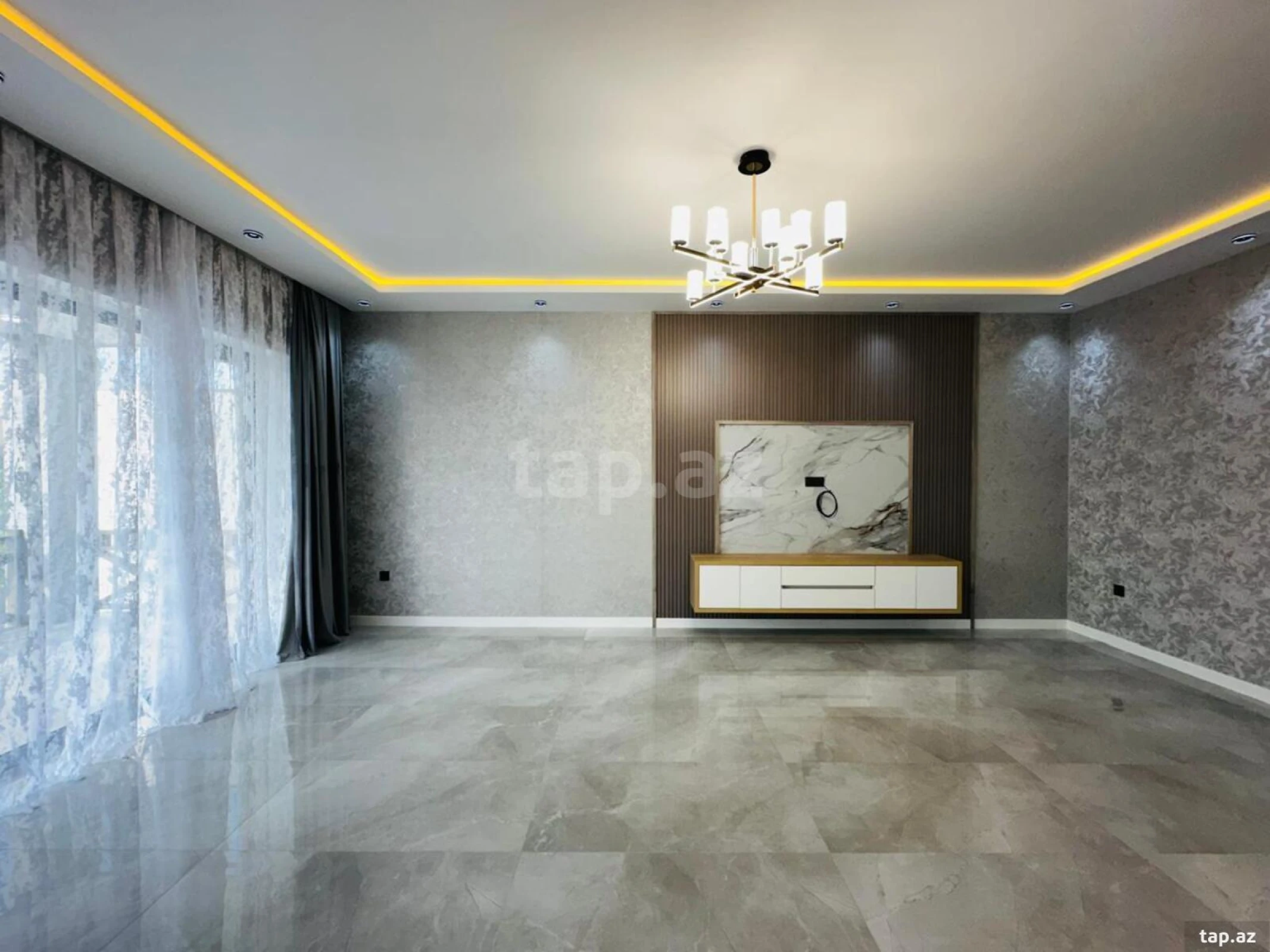 Satılır 4 otaqlı həyət evi