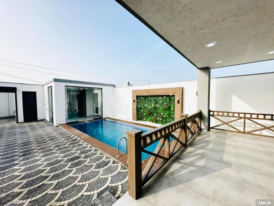 Satılır 4 otaqlı həyət evi