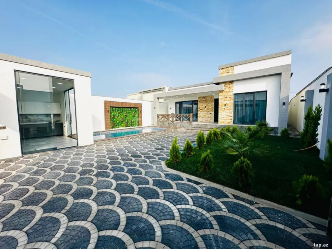 Satılır 4 otaqlı həyət evi