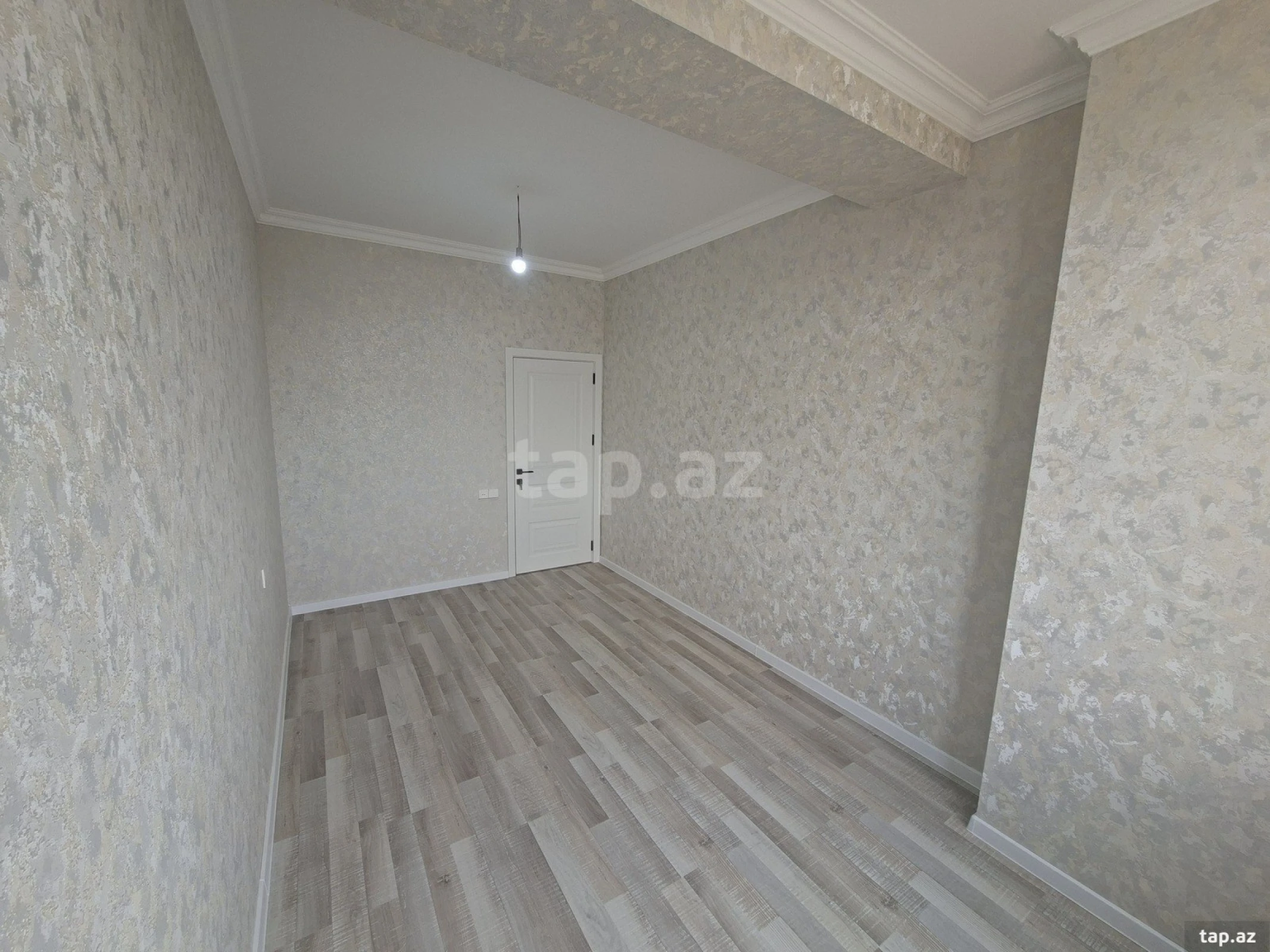 Satılır 3 otaqlı yeni tikili 75 m²