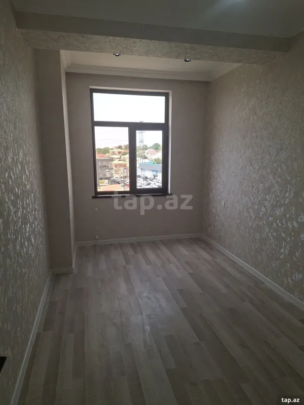 Satılır 3 otaqlı yeni tikili 75 m²