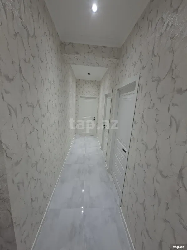Satılır 3 otaqlı yeni tikili 75 m²