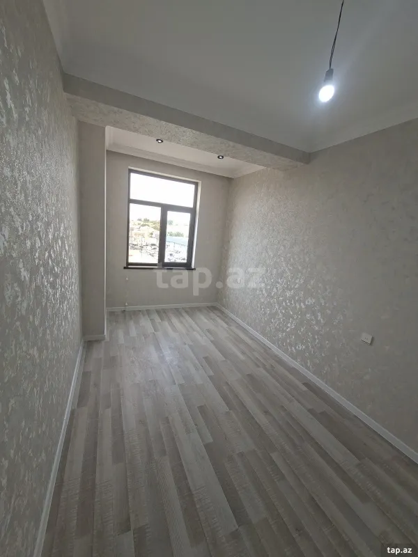 Satılır 3 otaqlı yeni tikili 75 m²